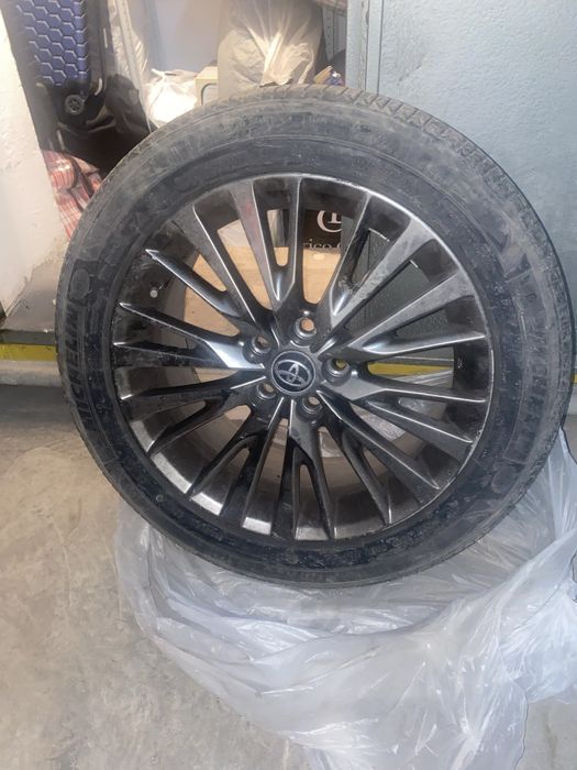 Диски с резинами