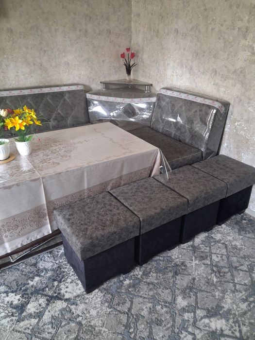 Mebel ugalok oshxona yoki mehmonxonaga