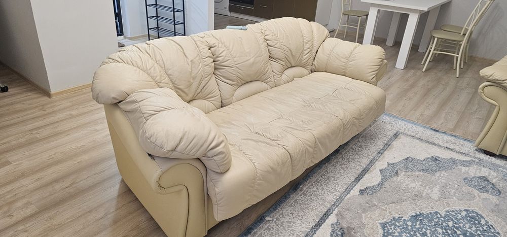 Продам мягкий диван