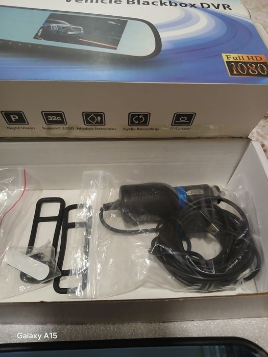 Срочно продаю видео регистор для авто.