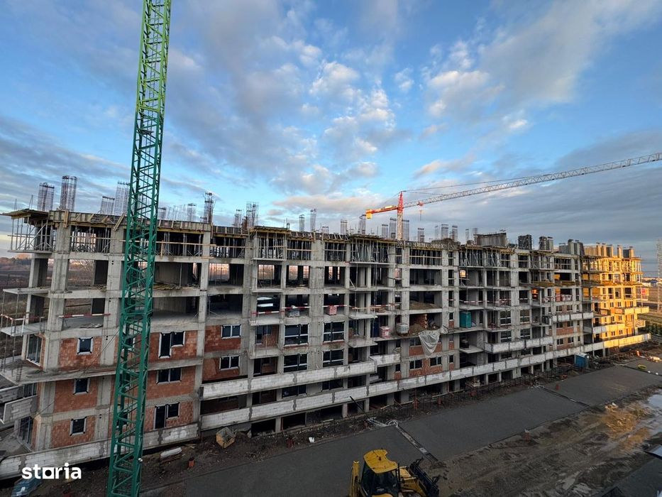 Apartament cu 3 camere, 78 mp + 7,6mp balcon, iunie 2027, in construc.
