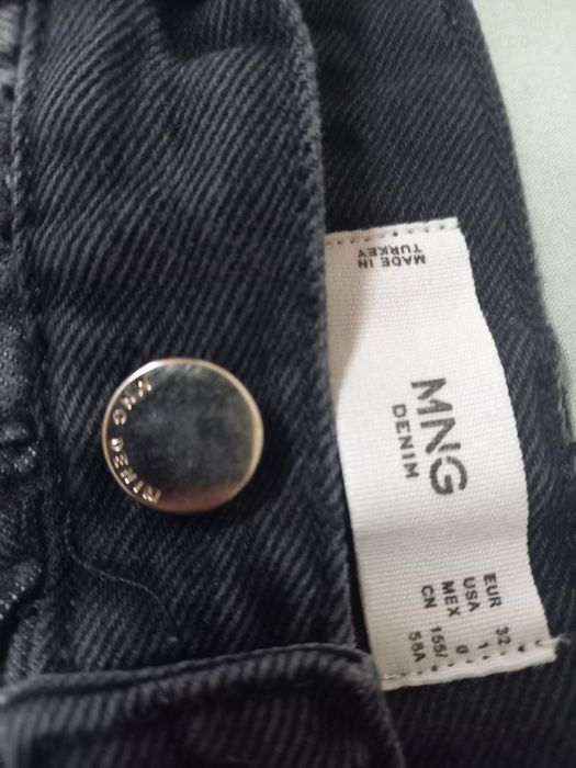 Дънки марка Манго