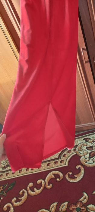 Turetskiy toʻyga pramoy koʻylak razmeri 48 qizil juda chiroyli