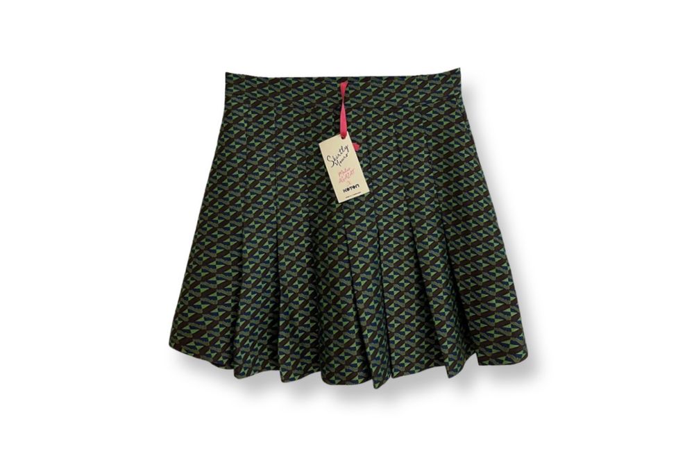 Зеленая юбка от бренда KOTON