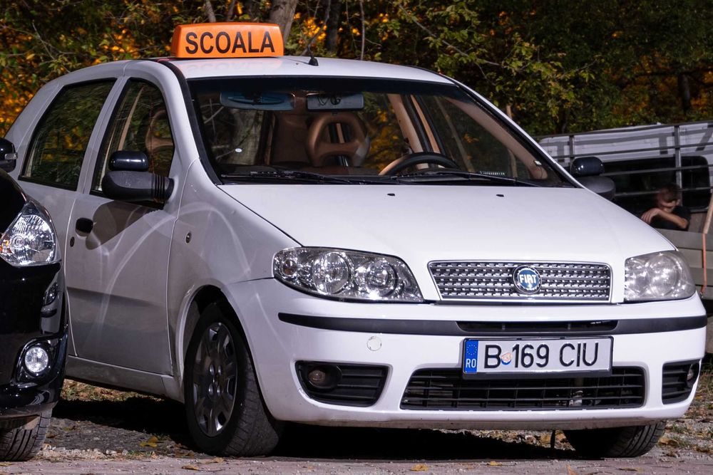 Școala de șoferi - auto cutie MANUALA/AUTOMATA, OFERTA! De la 2000 lei