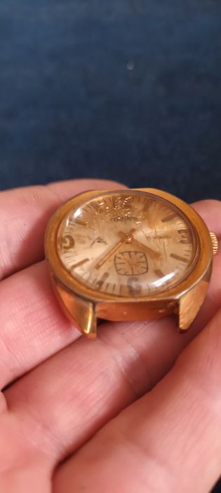 Ceas Bărbătesc, Cornavin