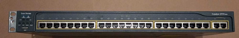 Switch  Catalyst 2950 Cisco 24 porturi + 2