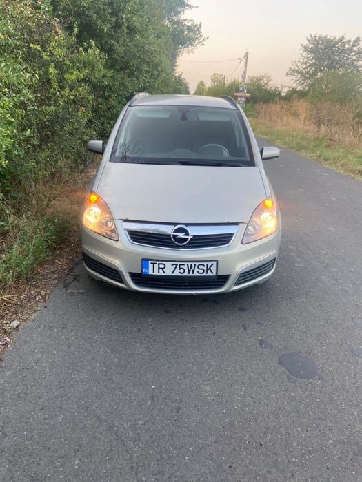 Opel zafira 1.9 cdti