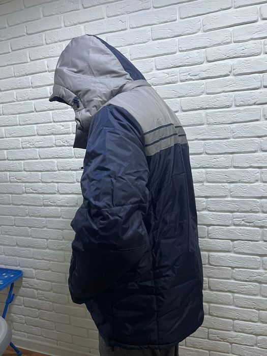 Продам зимнюю куртку спецовку