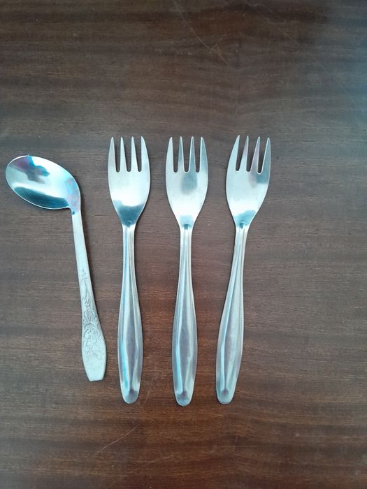 Ложки, вилки, ножи