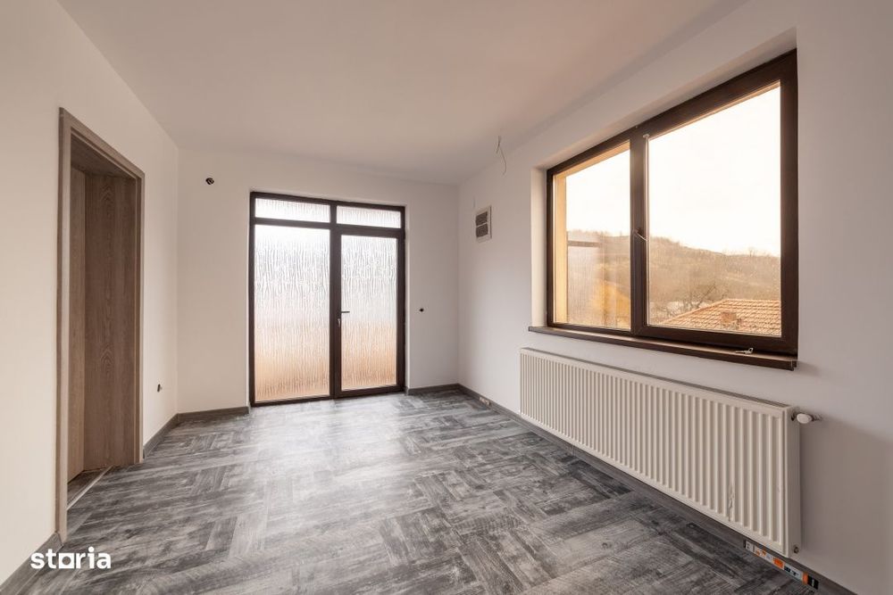 Casa spatioasa P+1+M – Izvorani, Ștefanesti | Ideala pentru 2 famil