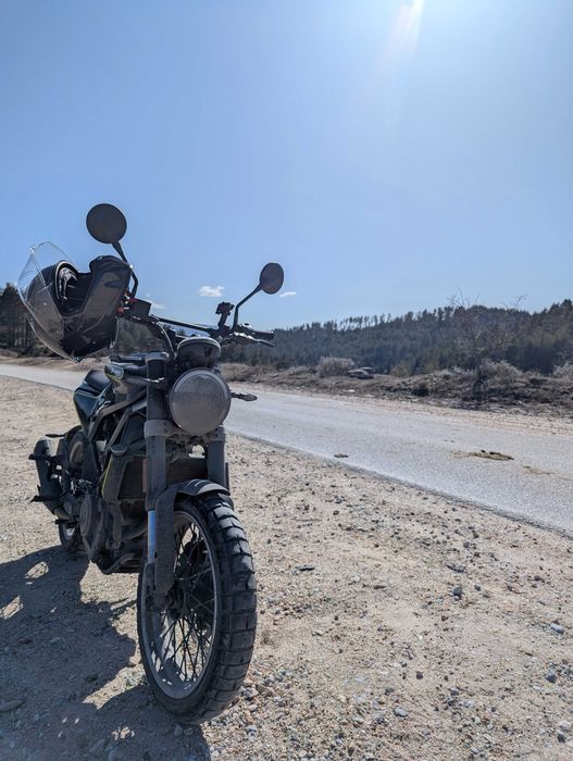 Husqvarna Svartpilen 401 2018 ABS – Cafe Racer / Naked