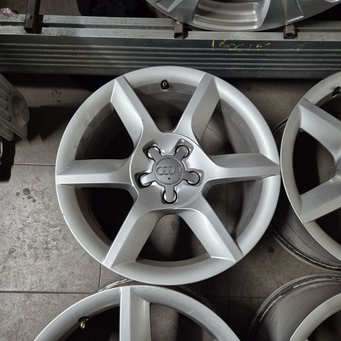 Jante Audi R 17 5x112 8J Et 26