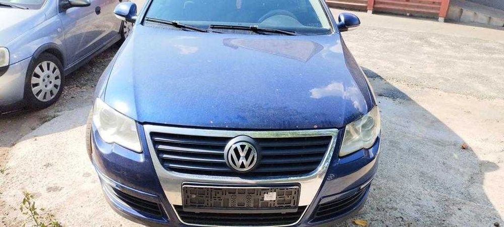 Dezmembrez Volkswagen Passat B6 2.0 TDi an 2006 cod motor BKP