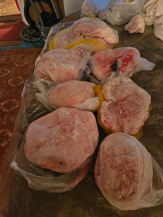 Куйрык май сатылады.