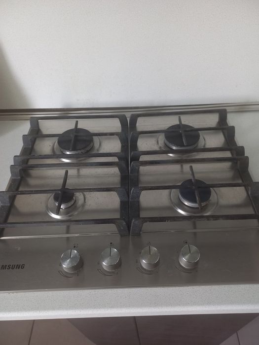 Продам газовую поверхность