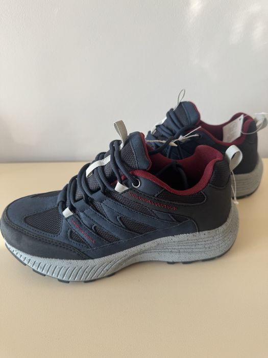 Чисто нови, 37 номер. 12€