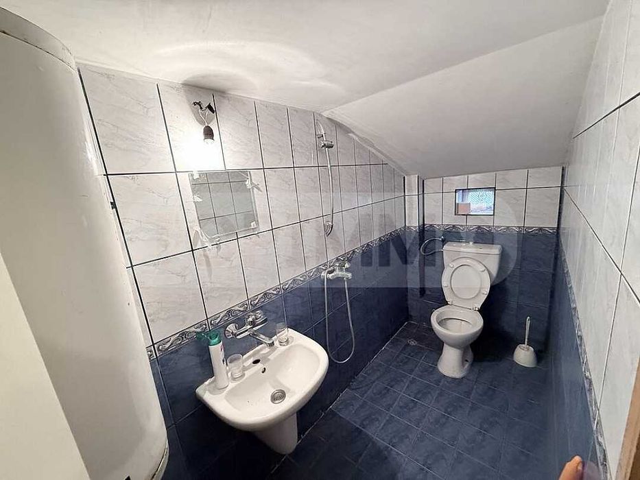 Триетажна вила във вилна зона до Балчик и курорт Албена