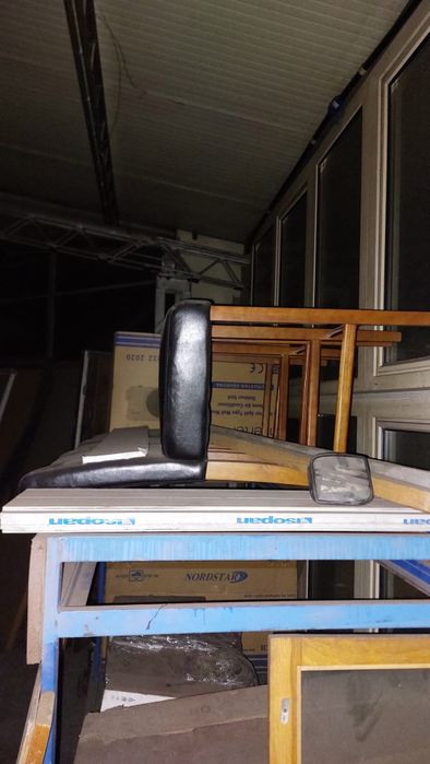 Scaune bar trei bucăți, stare buna.