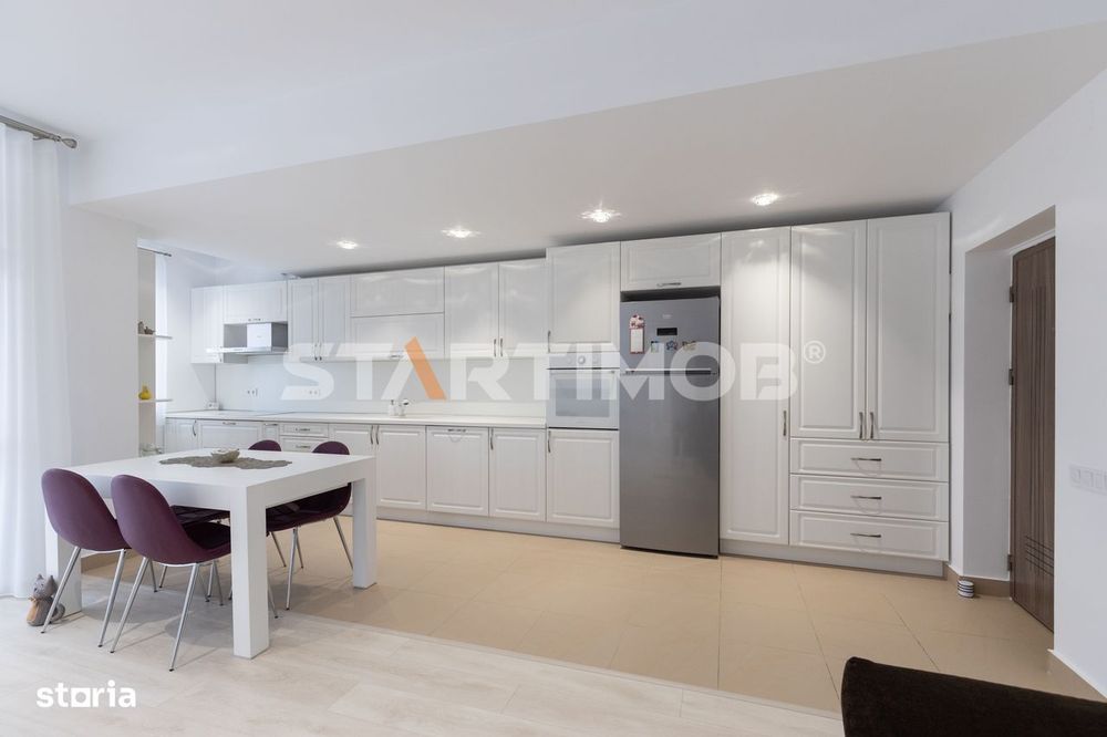 Apartament mobilat 3 camere bloc tip vila zona Coresi