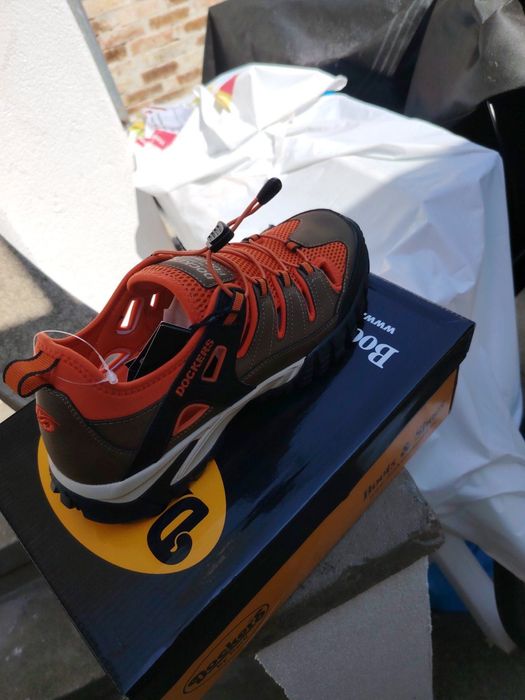 Обувки за поход Dockers