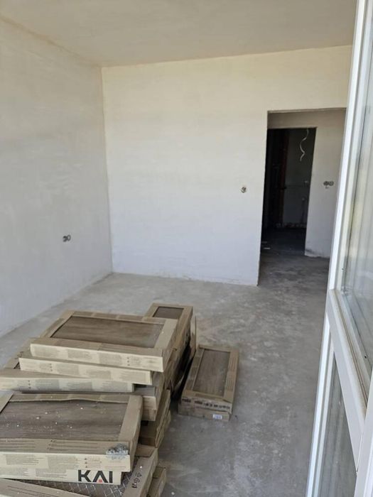 Тристаен апартамент пред АКТ 15 в ж.к Меден Рудник зона В