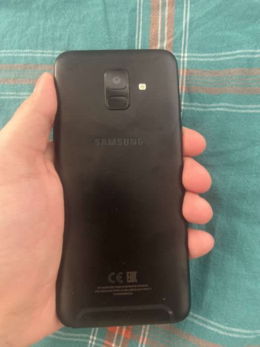 Продаю самсунг А6 б/у