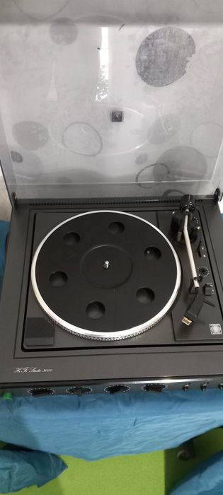 Pick up amplificat Universum