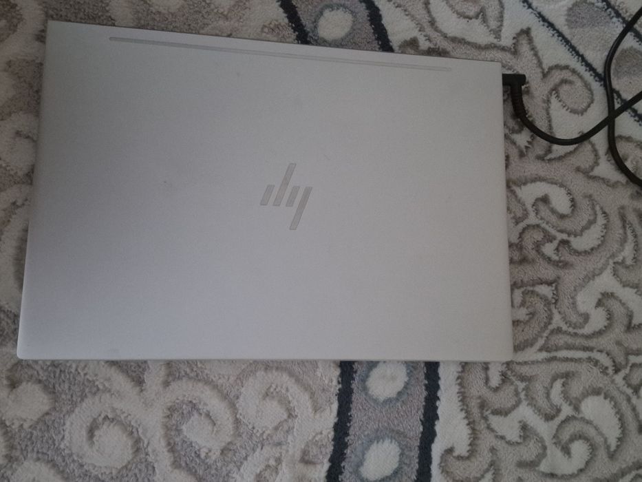 Продам ноутбук срочно