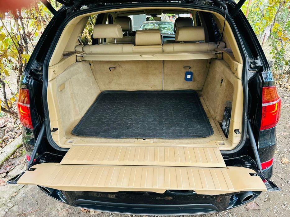 Vând BMW X5 2013
