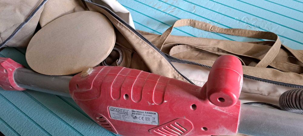 Продавам шлайф машина райдер