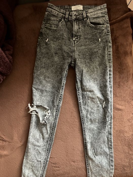 Скъсани дънки , цвят: сив