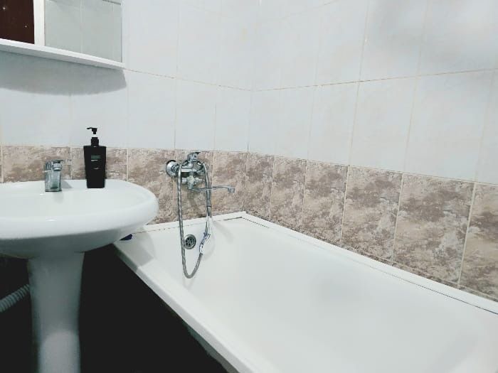 Комната студия для двоих по часам