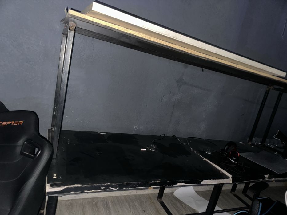 Столы для компьютера