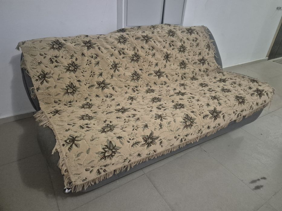 Диван серый нормальном состояние