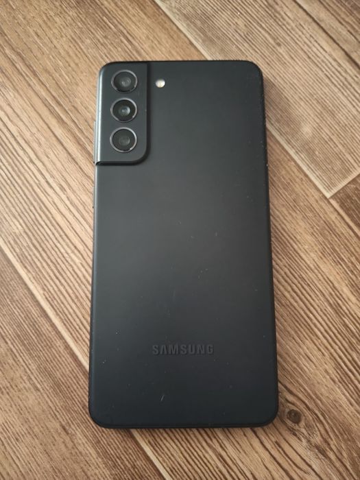 Продам Samsung S21 Fe