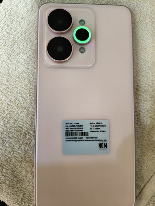 Realme 15 5G. 16/256.