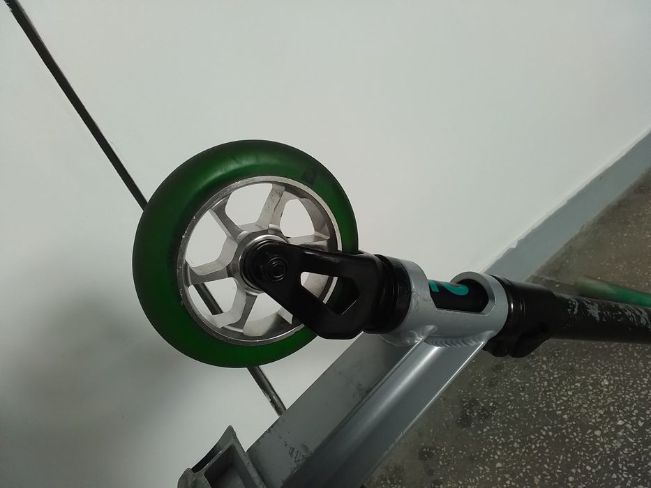 Trotineta freestyle oxelo scuters