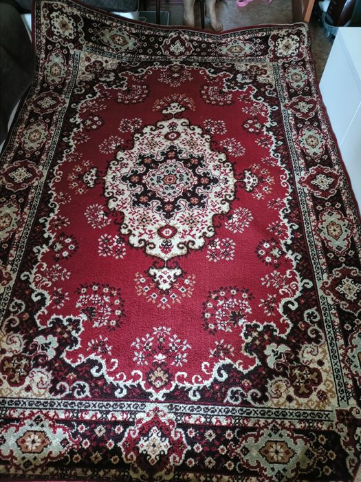 Продам ковер в отличном состоянии