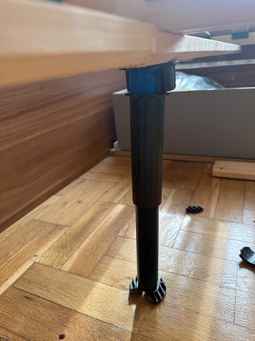 Гардероб, спалня (180х200) и нощни шкафчета