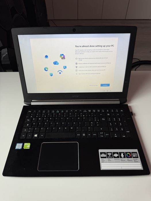 Laptop Acer Aspire A515-51G