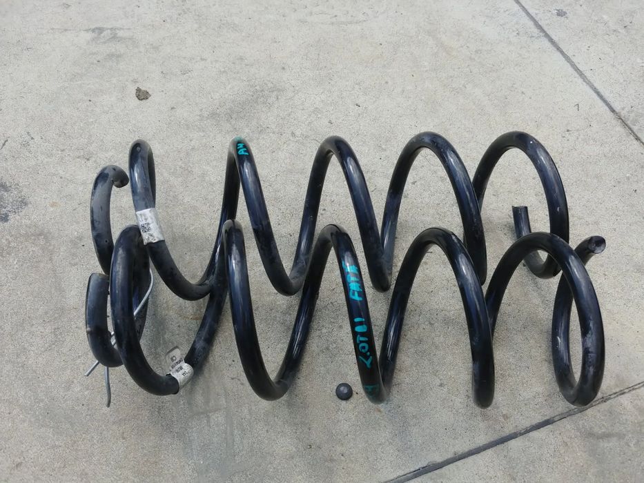 set arcuri fata 2.0 tdi audi a4 b9 8w  8w0411105