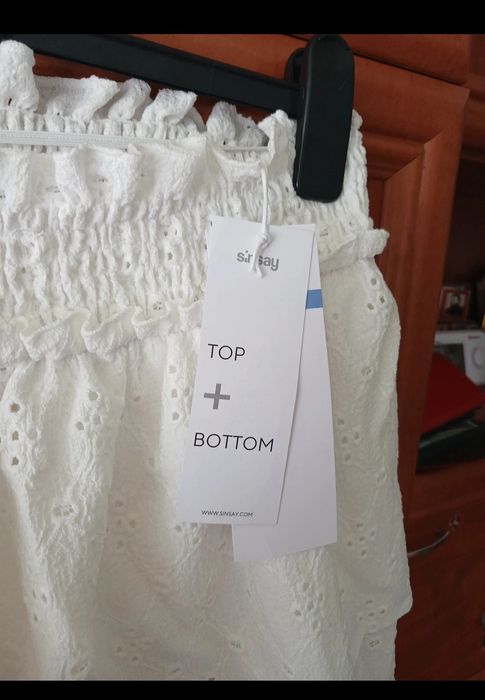 Fusta cu pantaloni