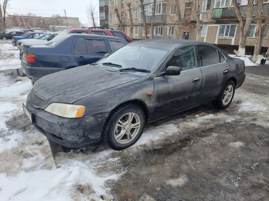 Продам хонда инспаер 1999год