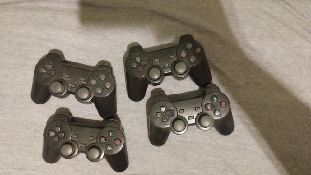 4 контролера за компютър и ps2