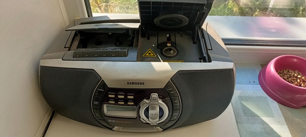 Магнитофон Samsung