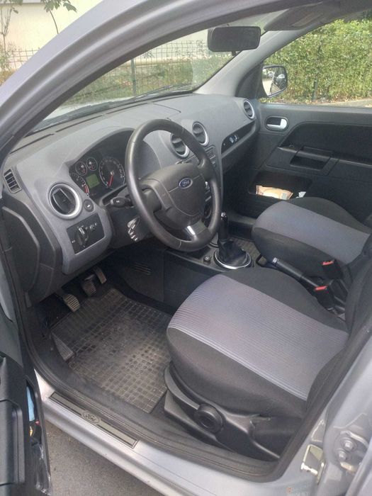 FORD Fusion 2012 — imagine 2
