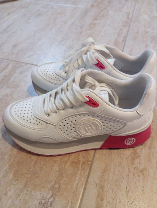 Маратонки Luo Jo