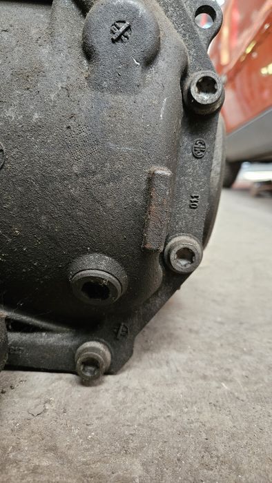 Заден диференциал F10 535d