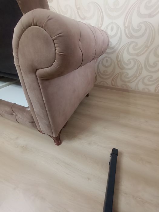 Диван раскладной с подушками
